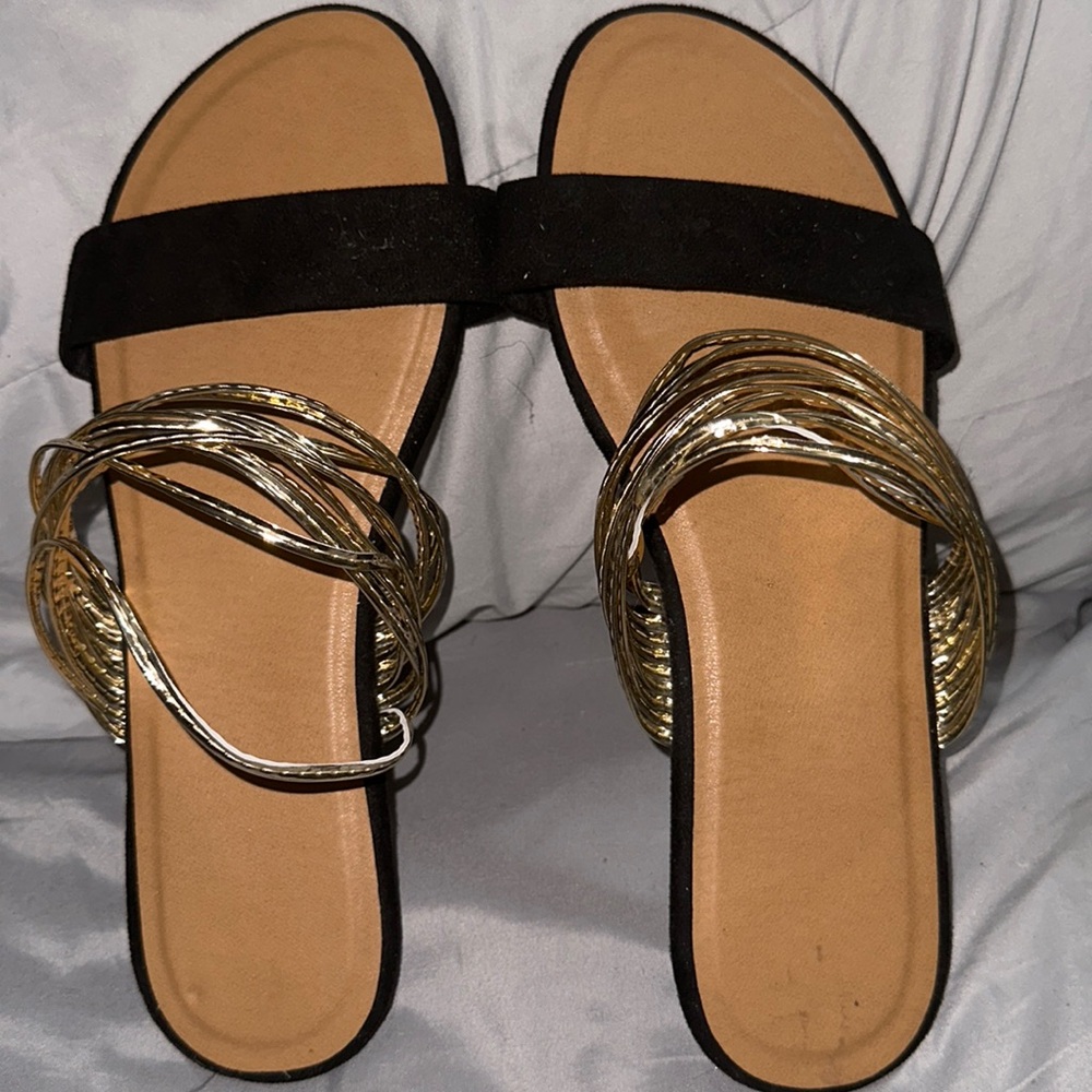 NWOT black and gold strappy sandals flats size 43 which is 11 normal fit cute